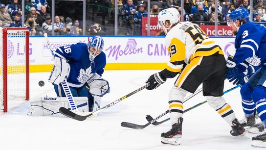 Final: Penguins 2, Maple Leafs 0 taken in Toronto (Live coverage)